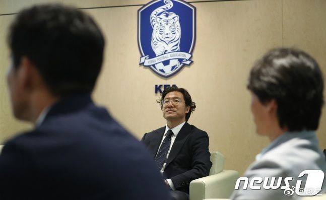成人午夜黄色